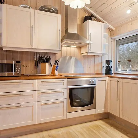 Tv1683-strandby-bygmarken-2 Bratten Strand