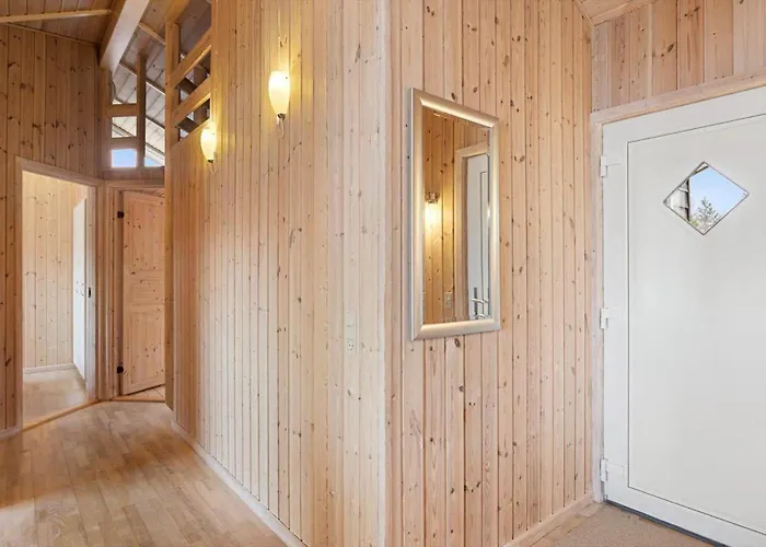 Tv1683-strandby-bygmarken-2 Holiday home *